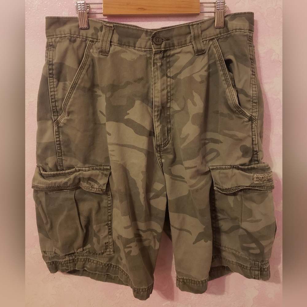 Men's Camouflage Cargo Shorts